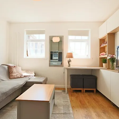 One Bedroom Flat Near Whiteladies With Parking Apartman Bristol