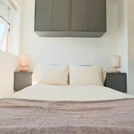 One Bedroom Flat Near Whiteladies With Parking Apartman Bristol